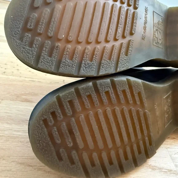 Dr. Martens 1460 Pascal Virginia US 8 Lace up Blue Leather Boots EUC - Picture 10 of 12